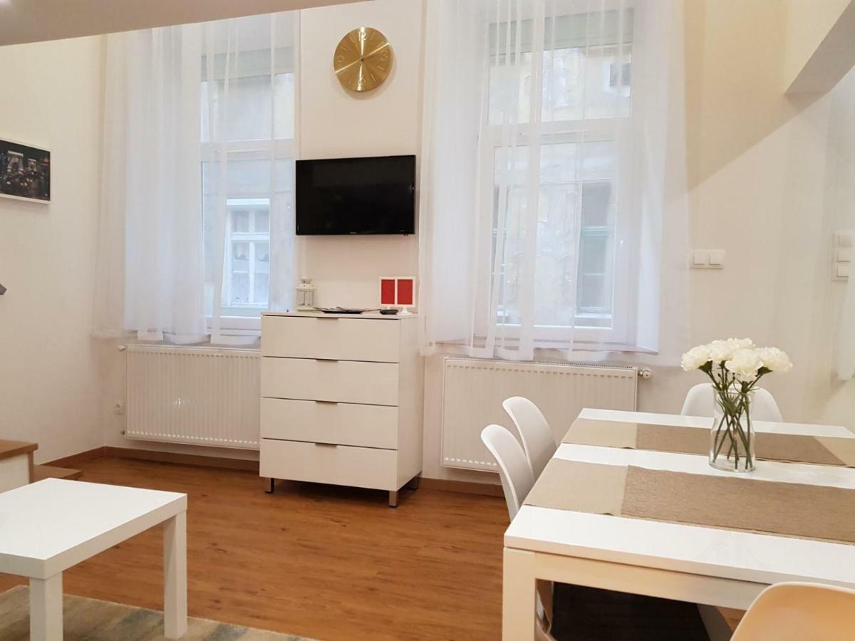 Renaissance Studio Apartment 부다페스트 외부 사진